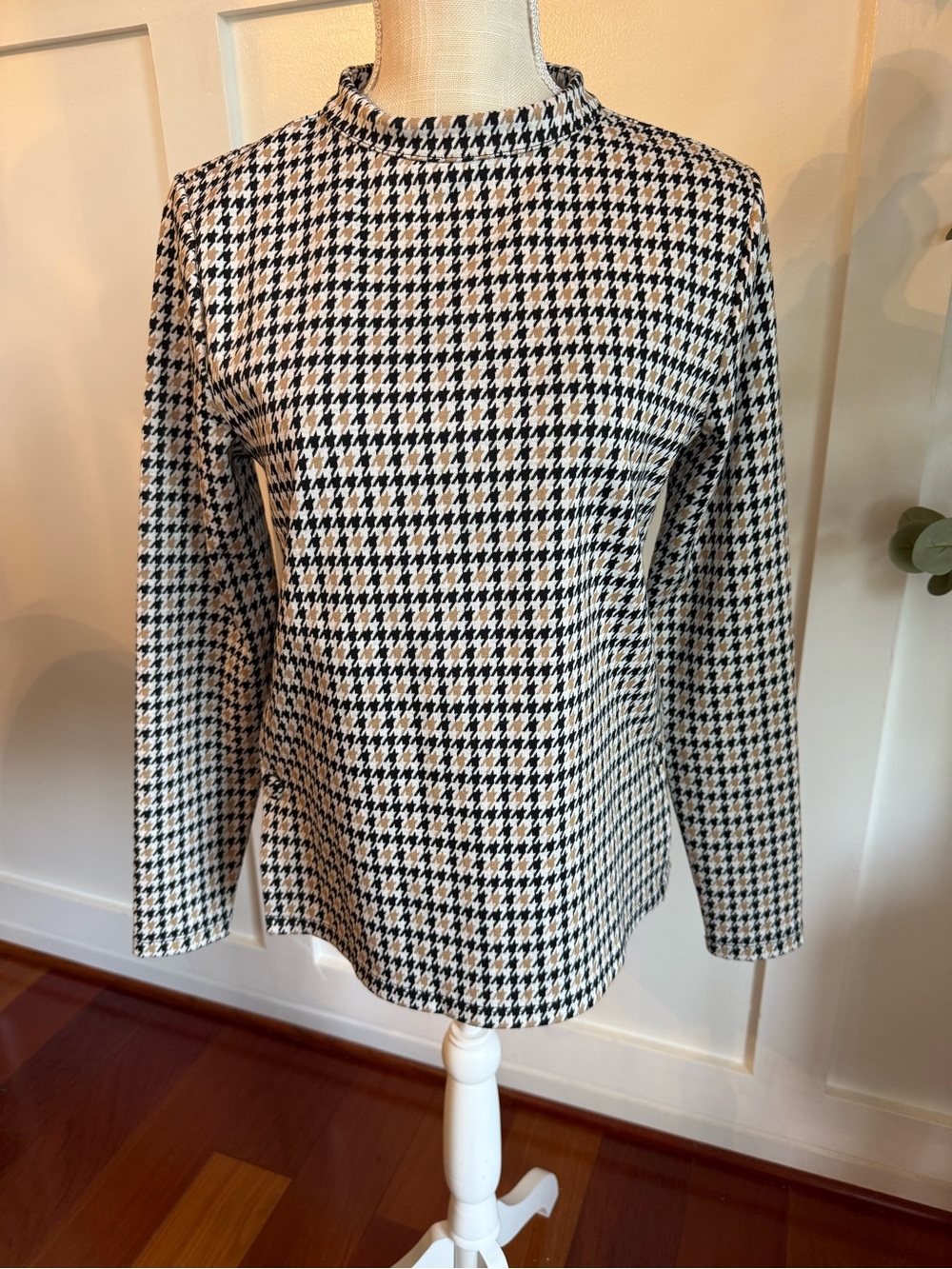 Ann Taylor Houndstooth Mock Neck Long Sleeve Top - Black & White